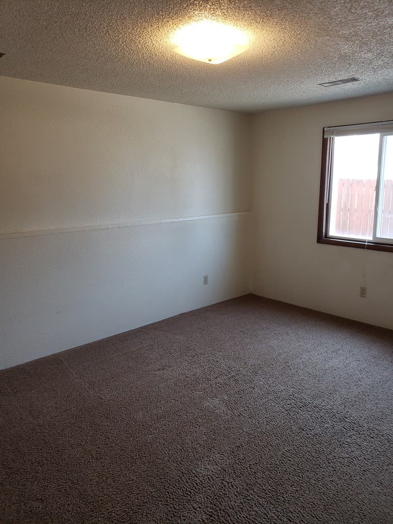 Billings Apartment: 1640 Vuecrest