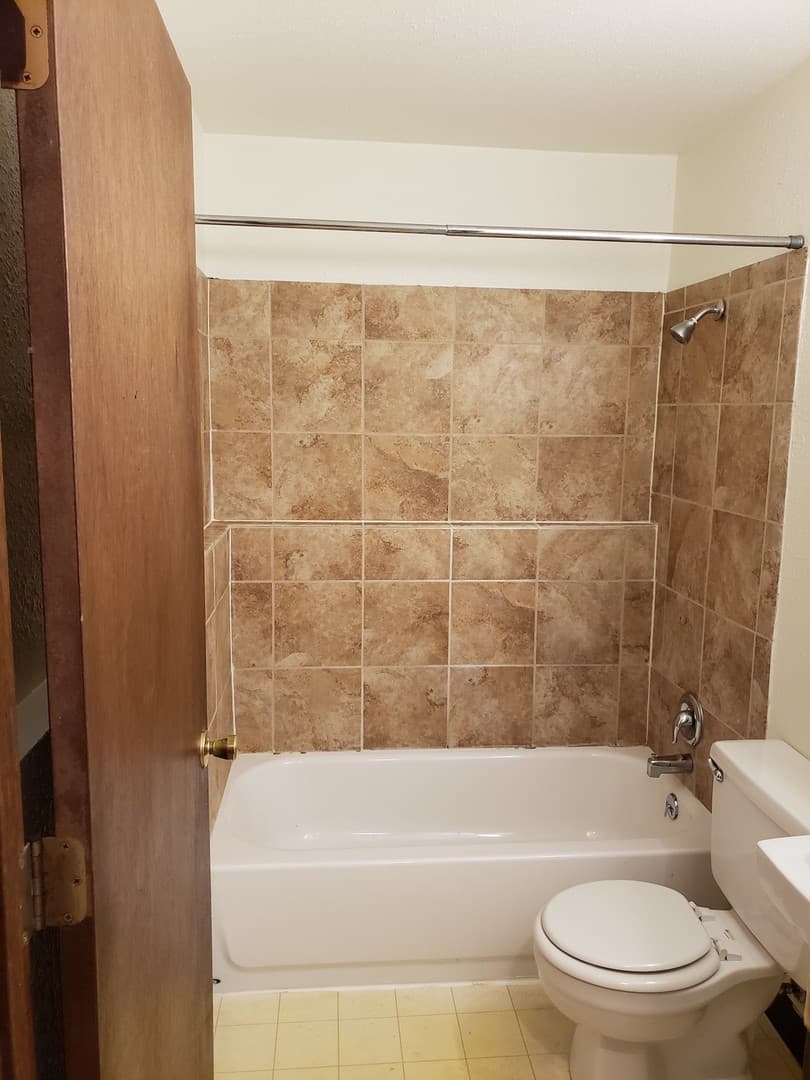 Billings Apartment: 1640 Vuecrest