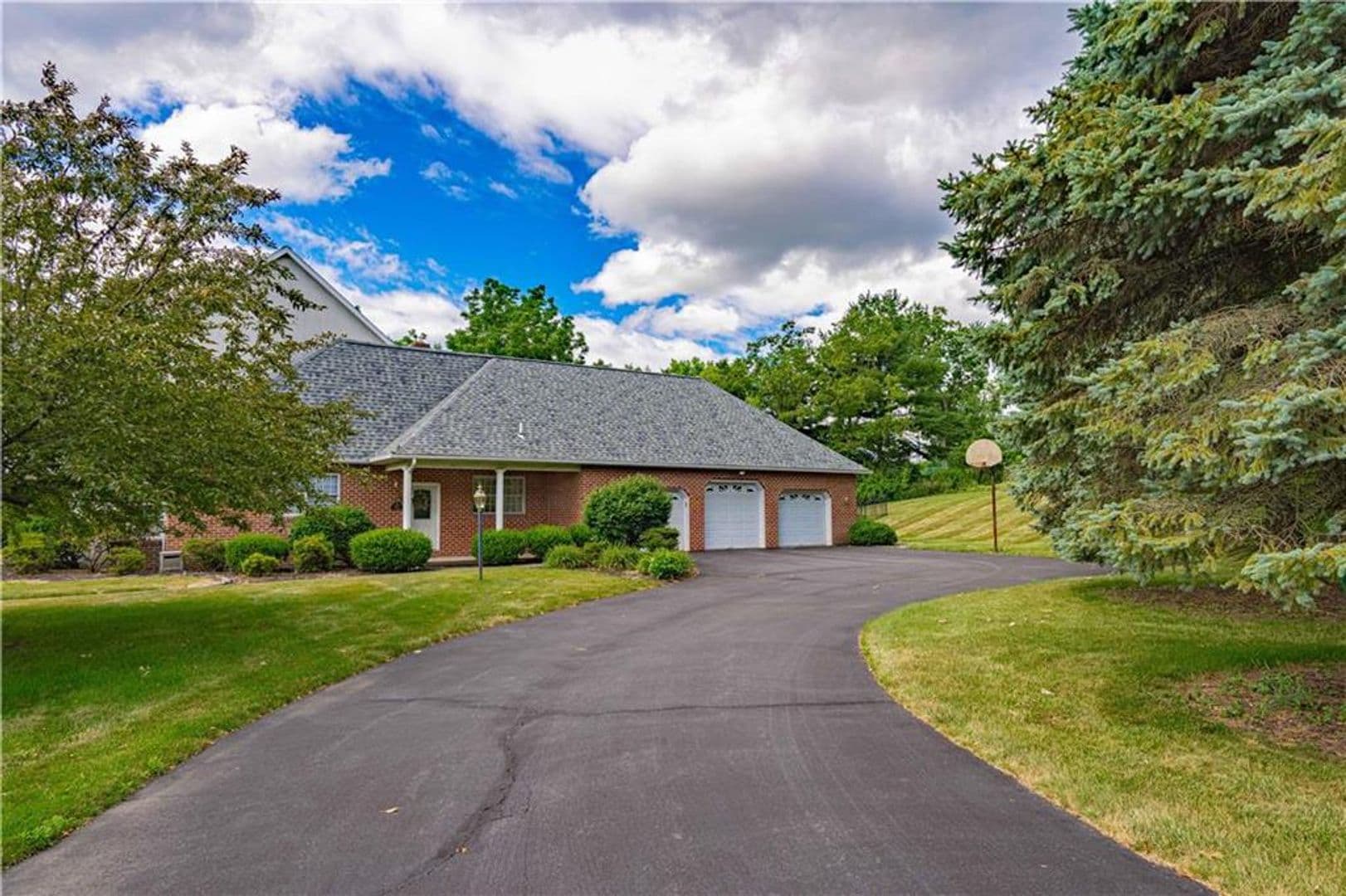 Bethlehem House: 3475 Manor Road