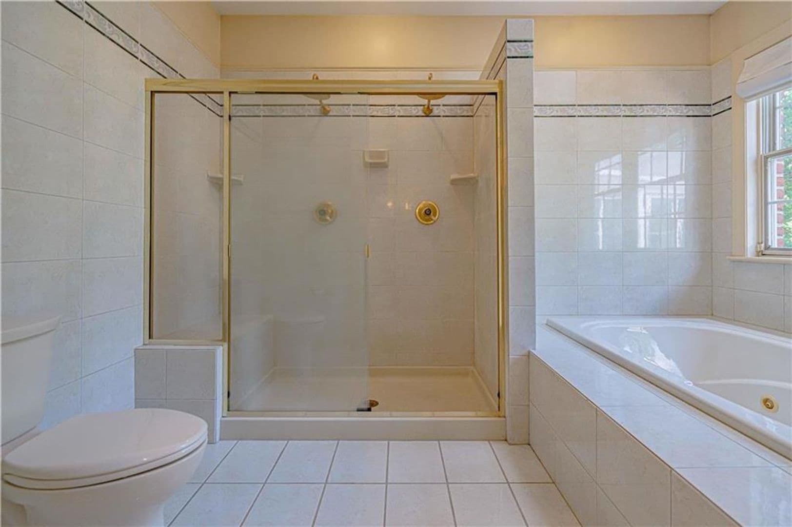 Bethlehem House: 3475 Manor Road