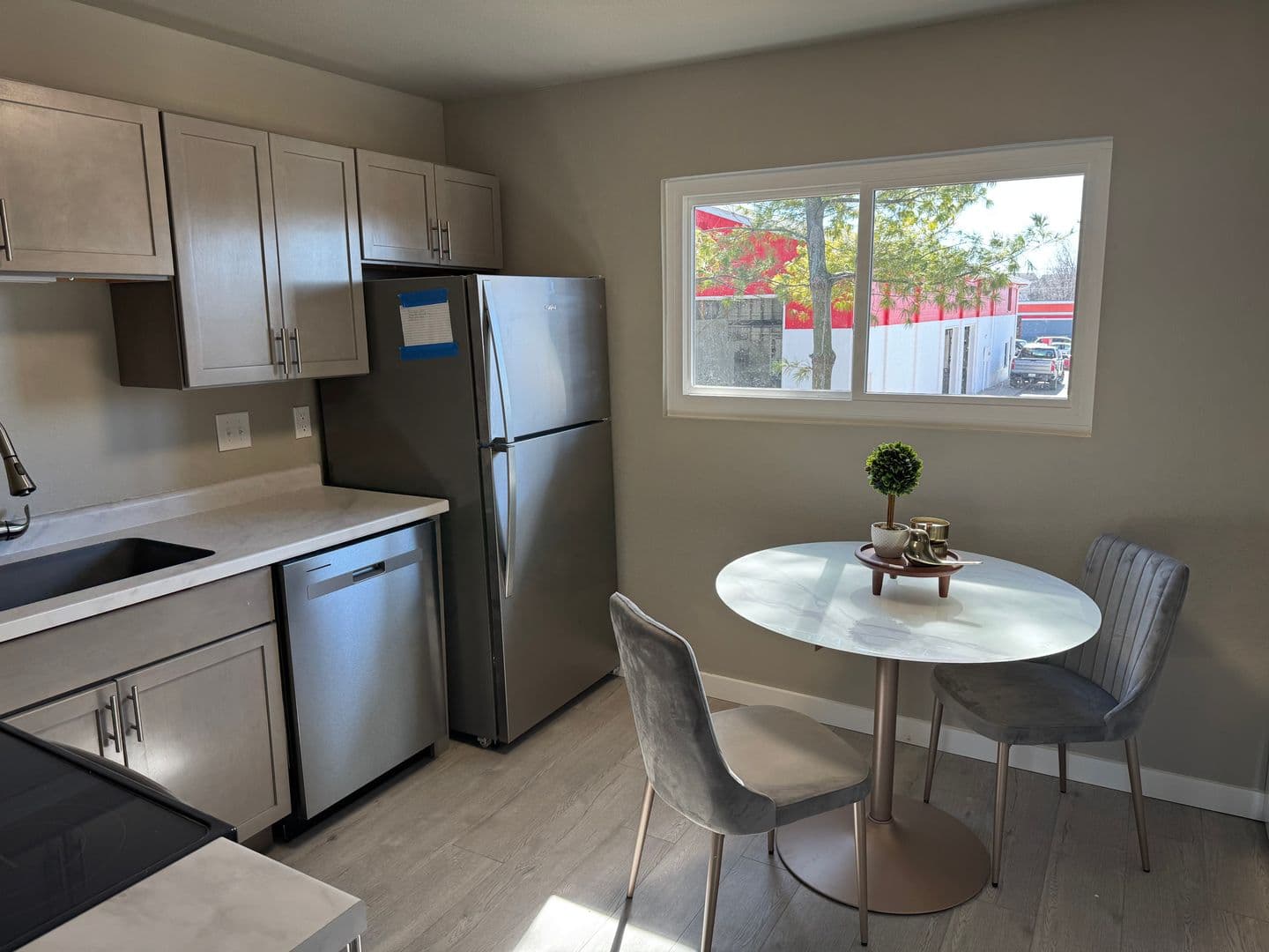 Bloomington Apartment: 2430 West 3rd Street