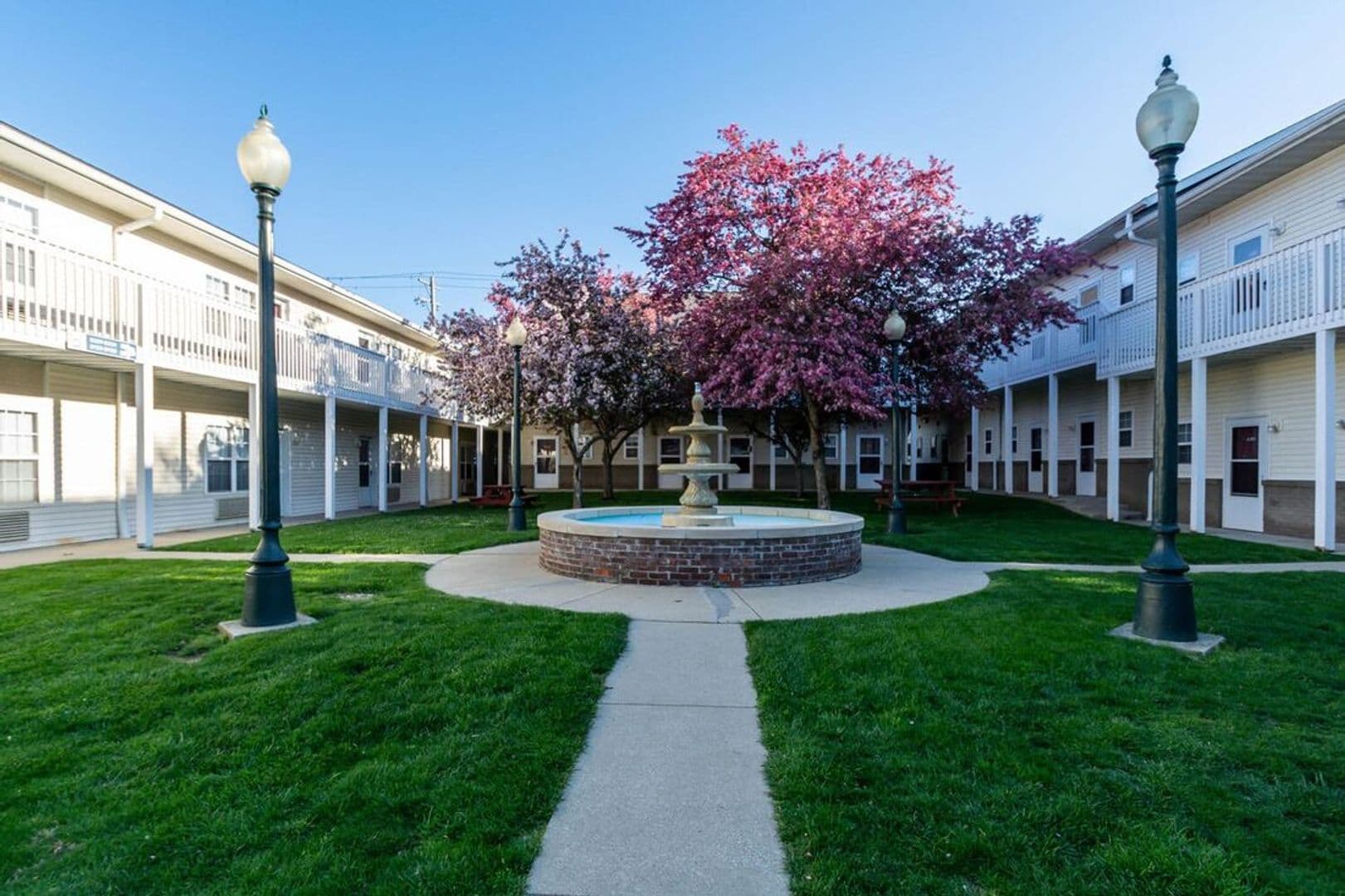 Bloomington Apartment: 200 South Madison Street