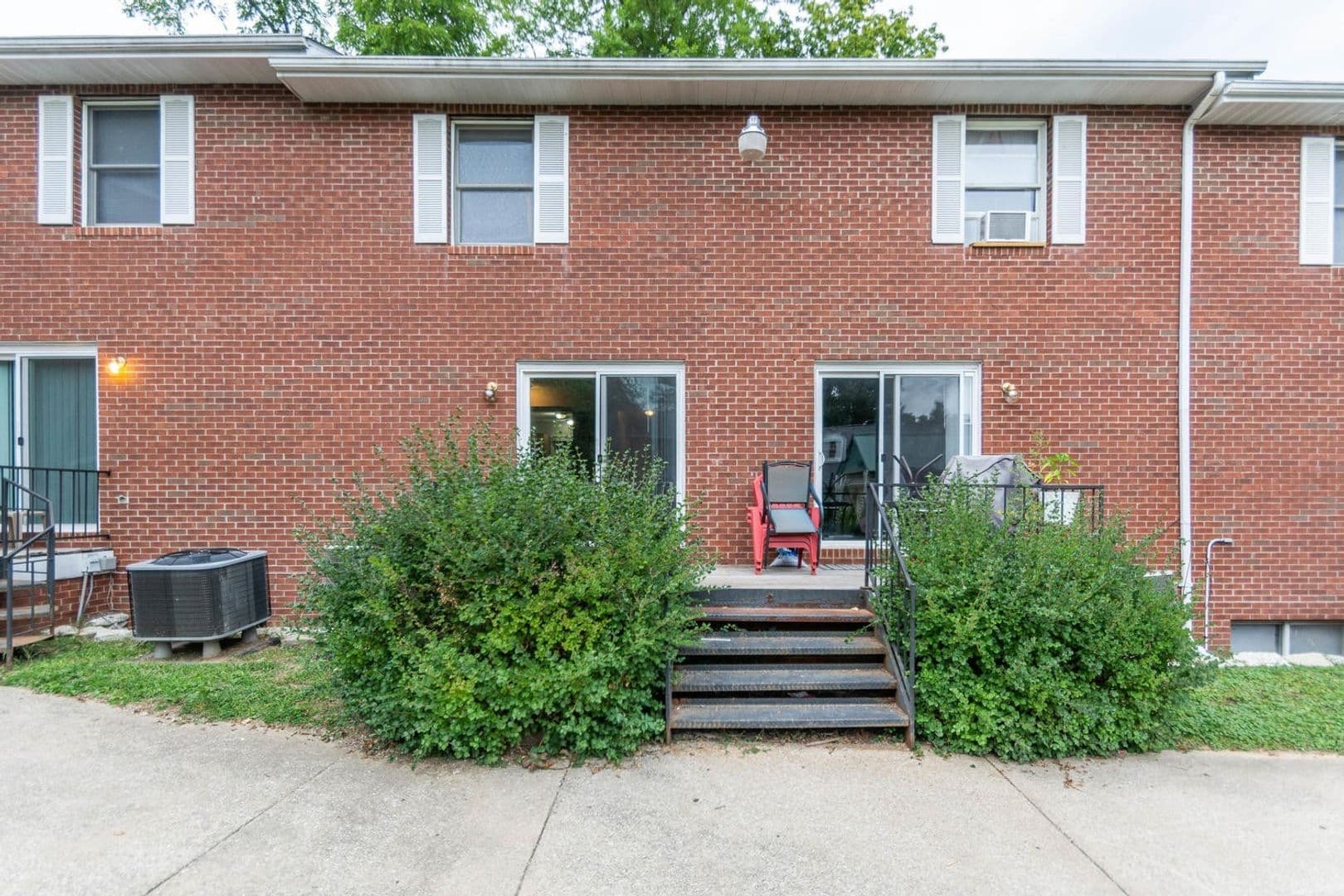 Bloomington Apartment: 1724 East Hillside
