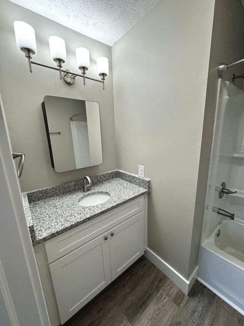 Bloomington Apartment: 2611 N. Walnut Street