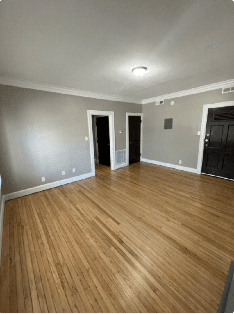 Bloomington Apartment: 316 N. Washington Street