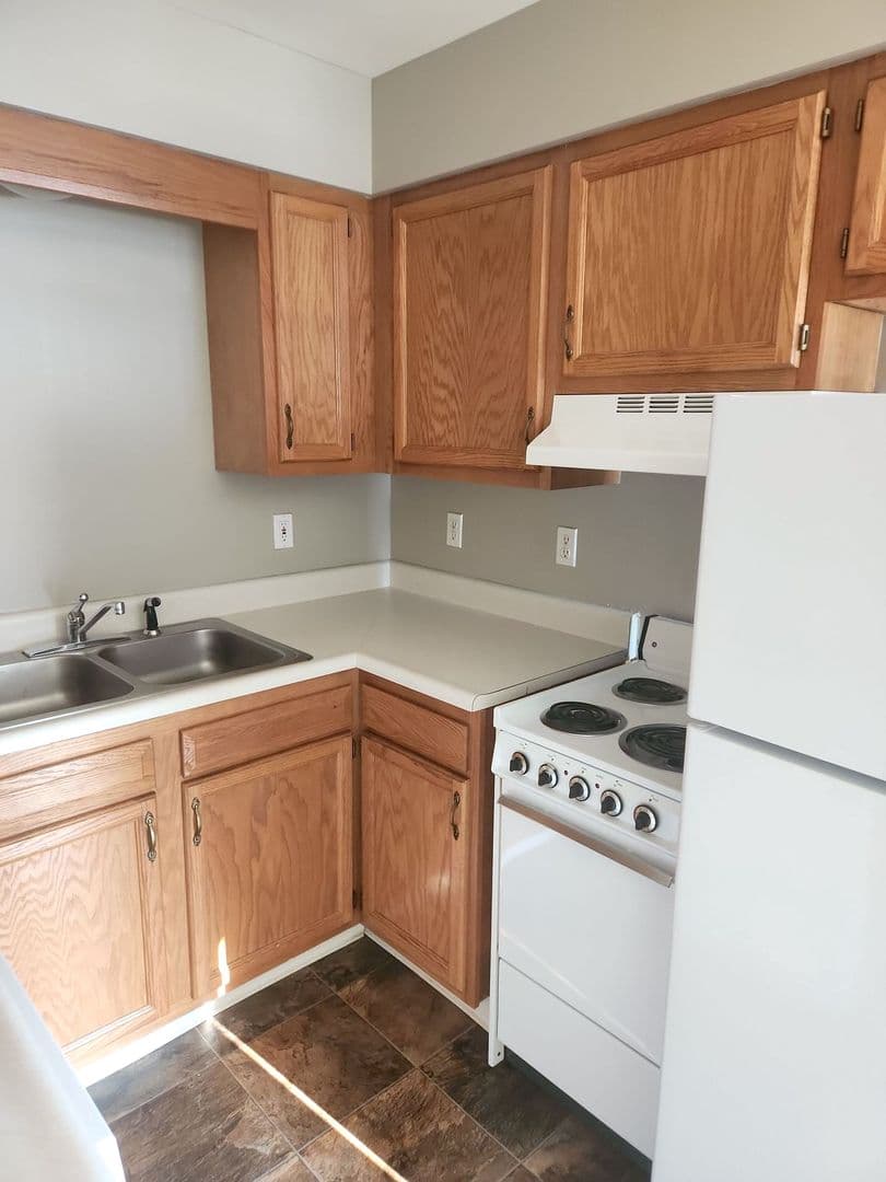 Bloomington Apartment: 200 South Madison Street