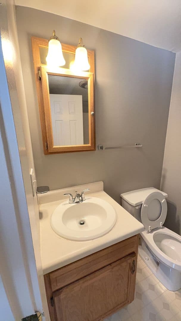 Bloomington Apartment: 200 South Madison Street