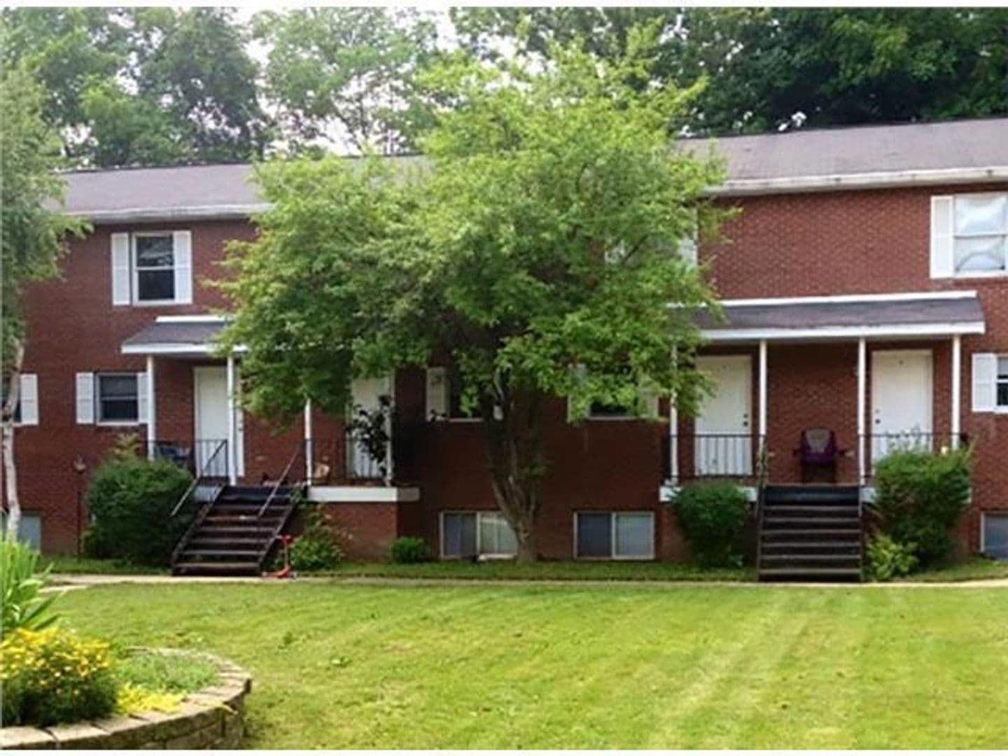 Bloomington Apartment: 1724 East Hillside