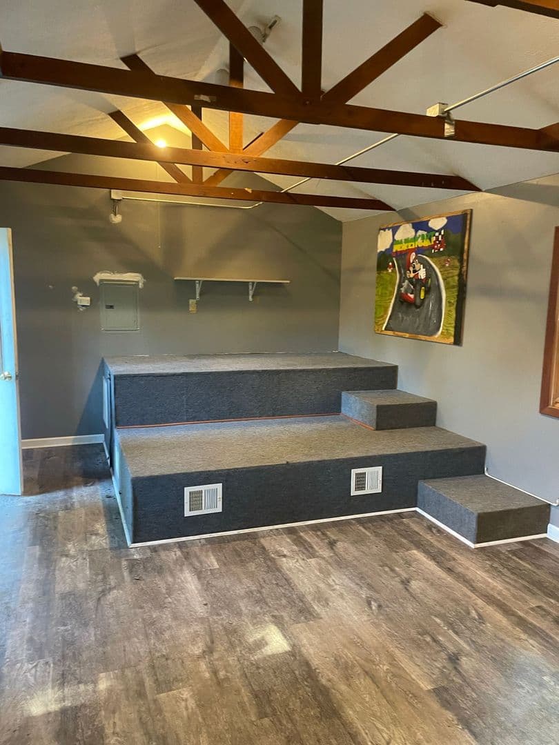 Bloomington Apartment: 509 S. Highland Ave