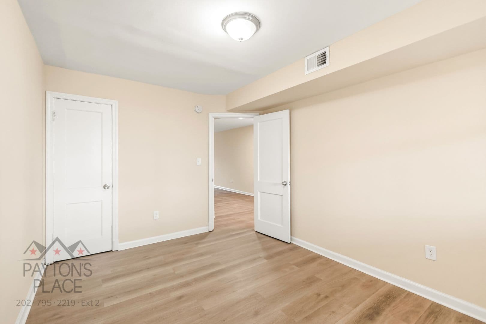 Washington Apartment: 1813 Maryland Ave NE