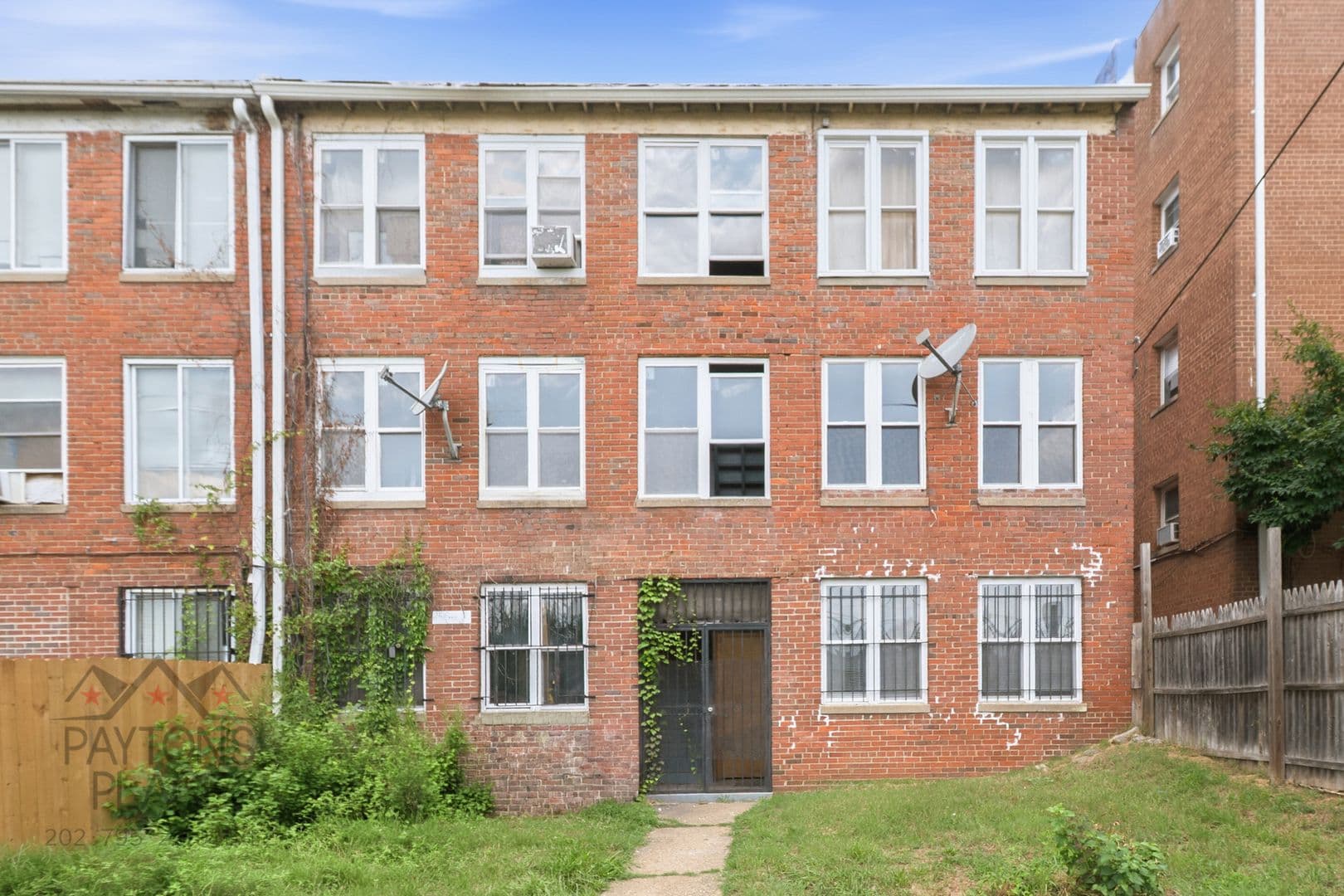 Washington Apartment: 1813 Maryland Ave NE
