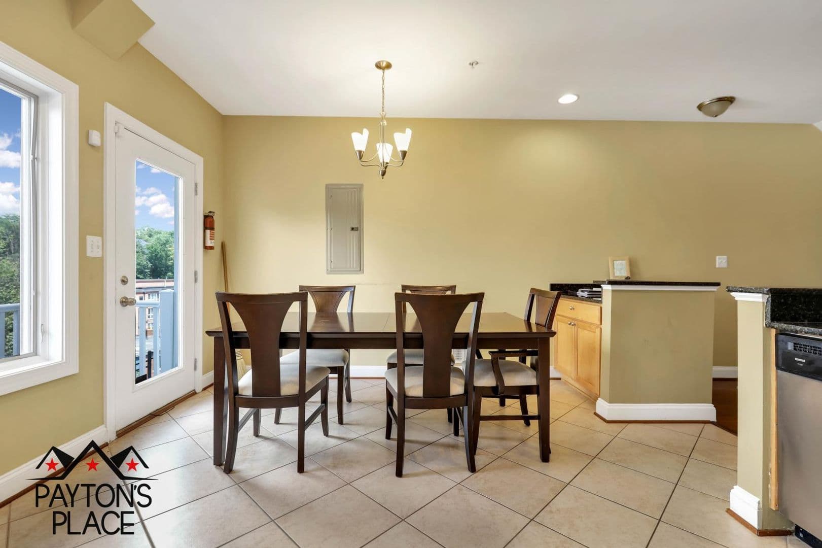 Washington Condo: 1332 Talbert Ct SE