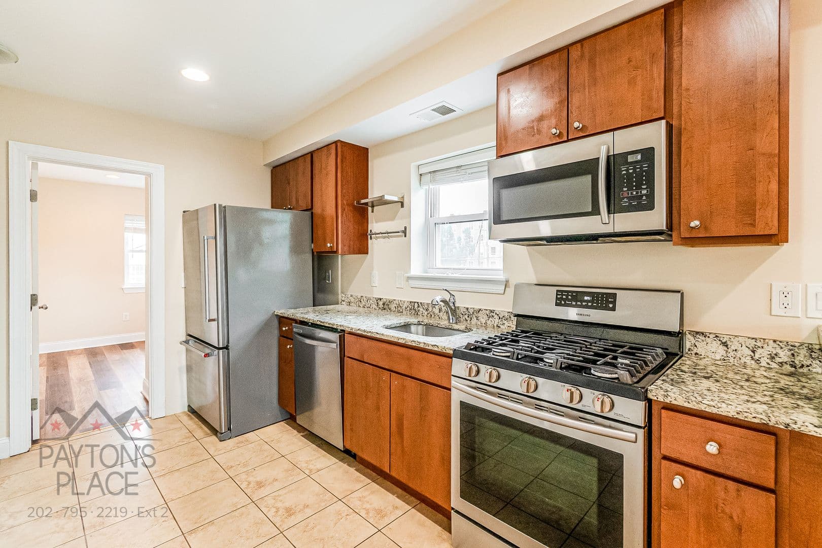 Washington Apartment: 2024 Naylor Road SE