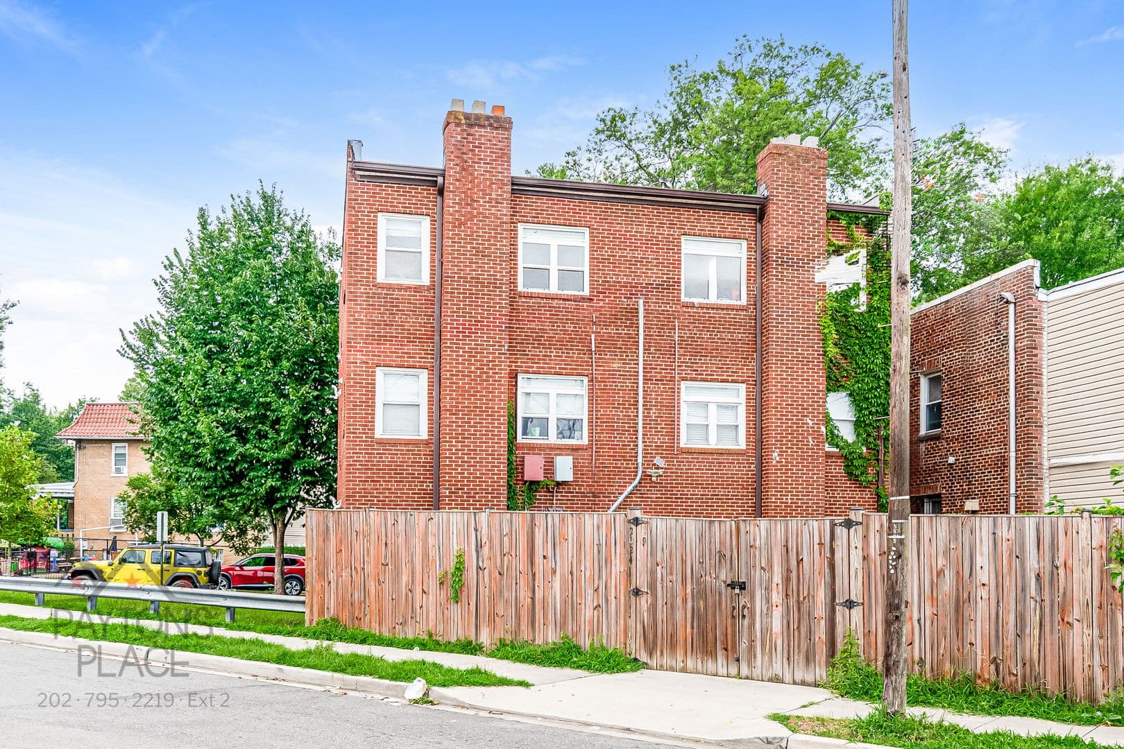 Washington Apartment: 2024 Naylor Road SE