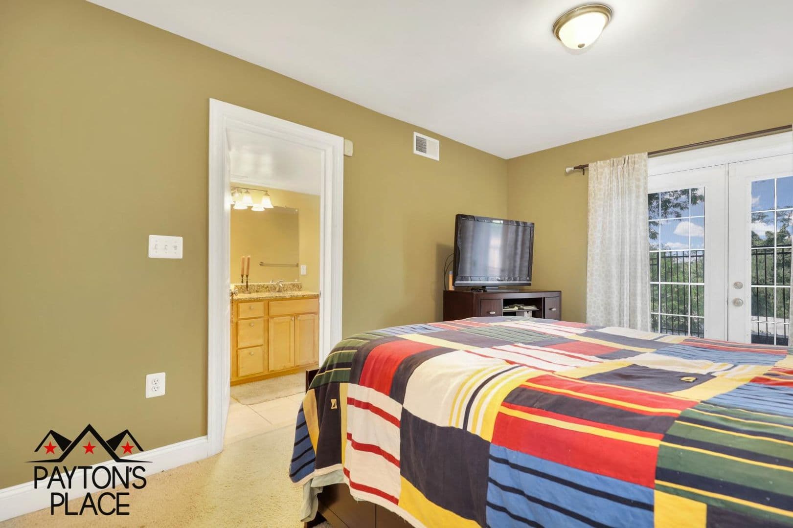 Washington Condo: 1332 Talbert Ct SE