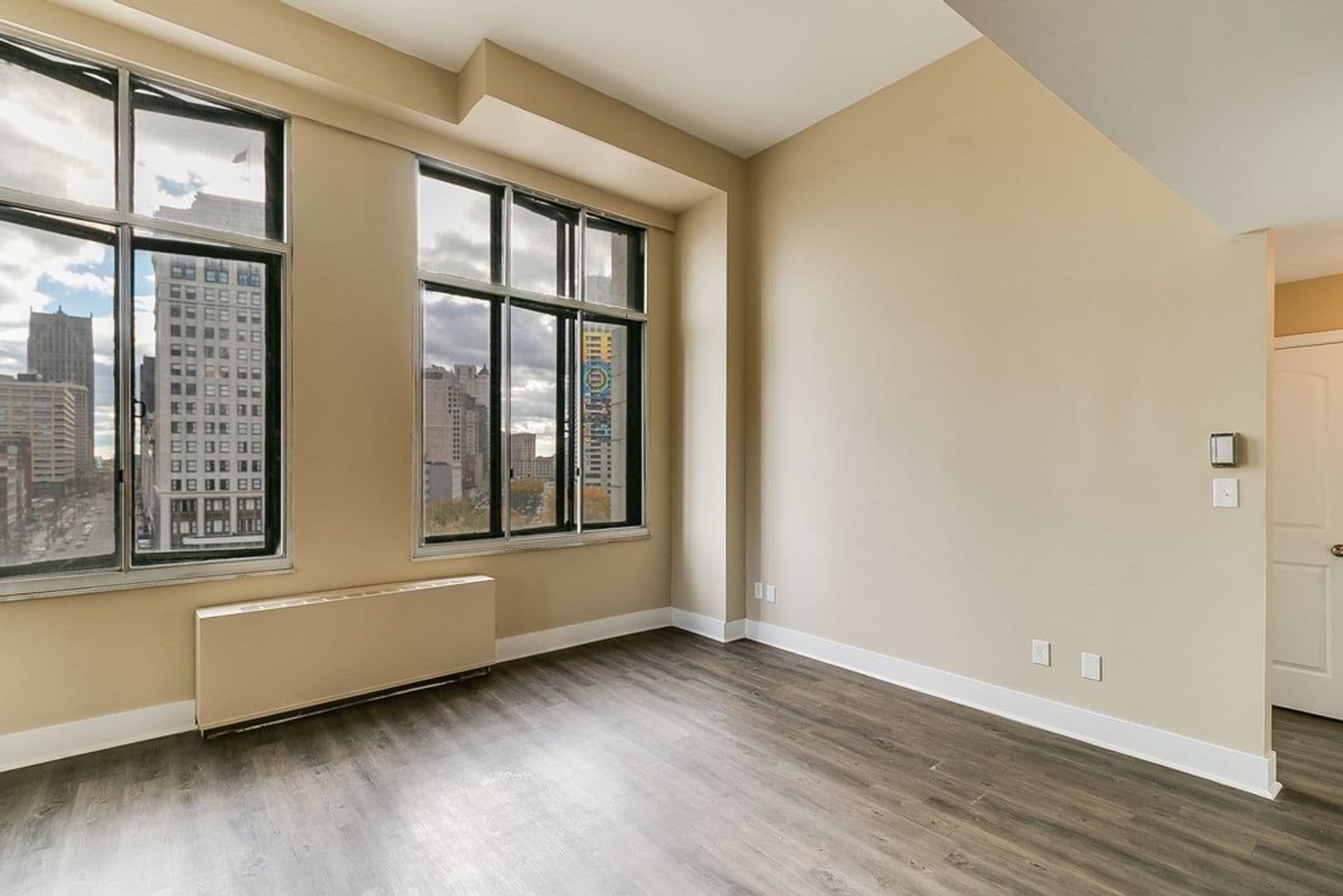Detroit Apartment: 10 West Adams Avenue