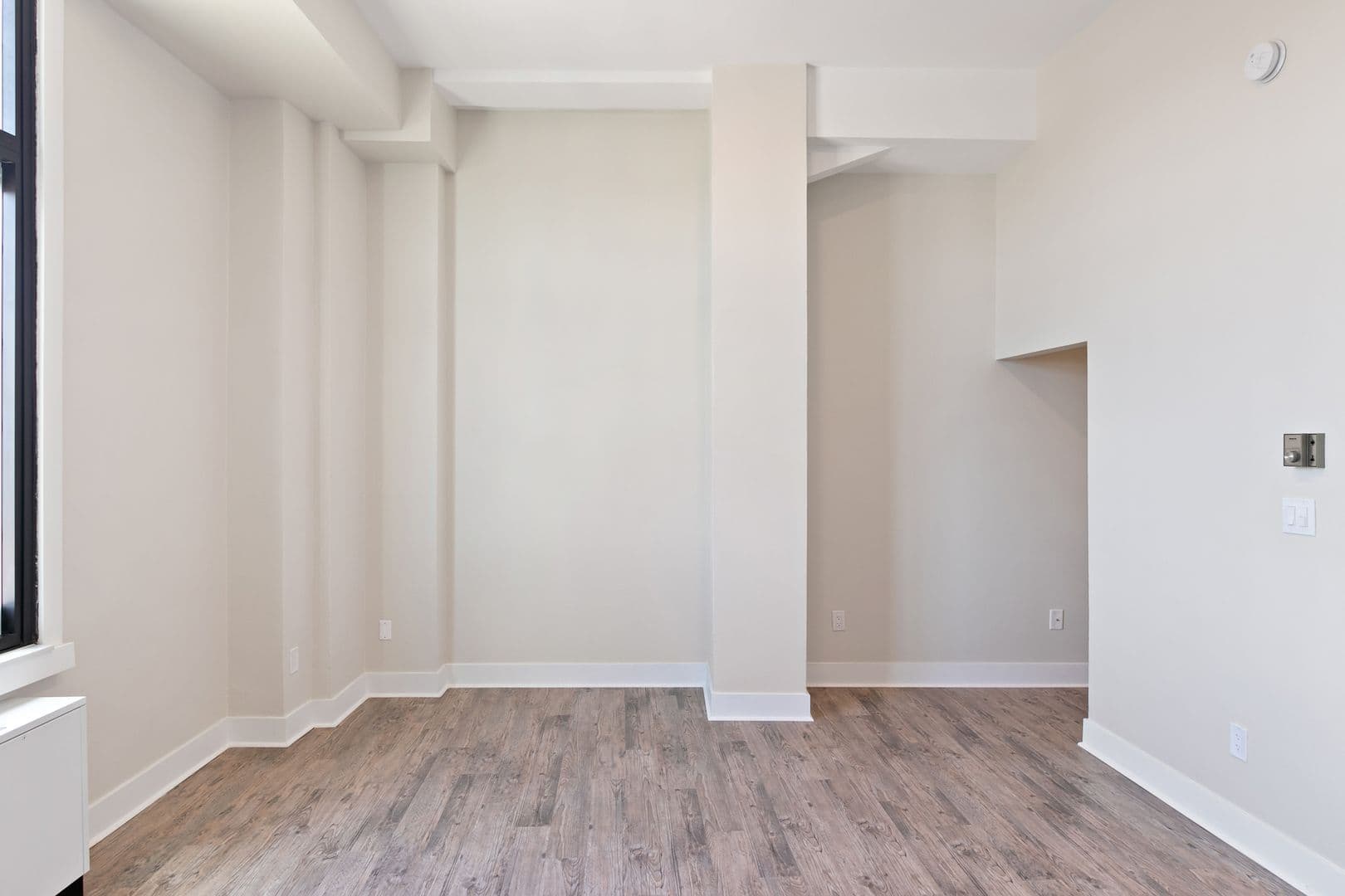 Detroit Apartment: 10 West Adams Avenue