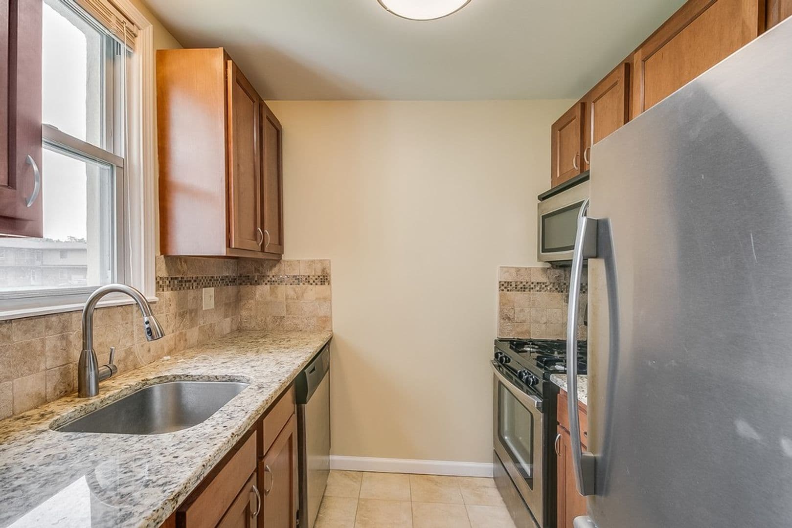 Royal Oak Apartment: 315-333 East Eleven Mile Road
