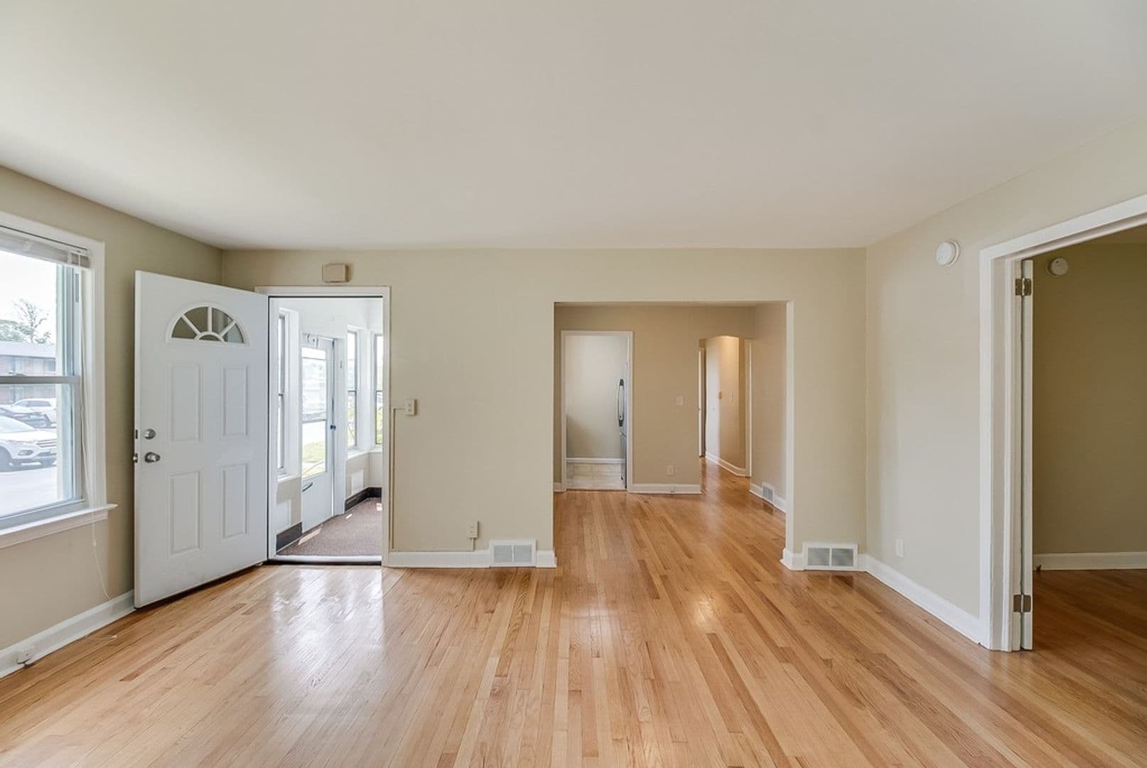 Royal Oak Apartment: 315-333 East Eleven Mile Road