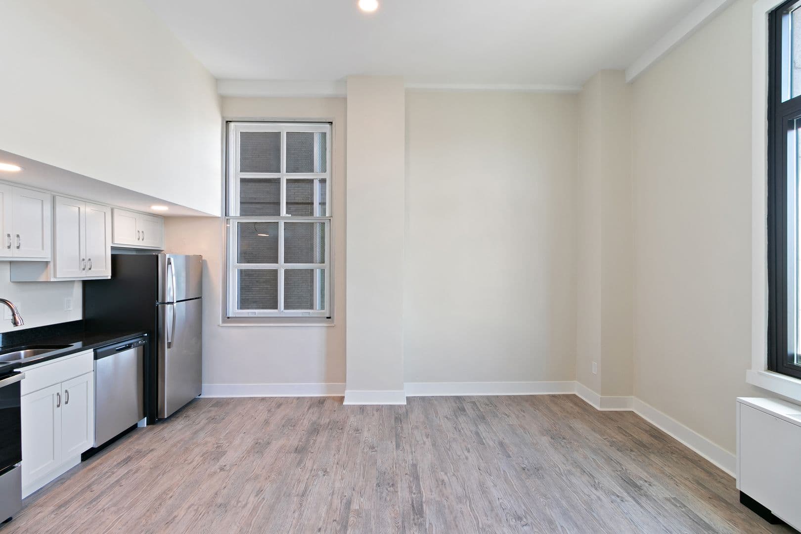 Detroit Apartment: 10 West Adams Avenue
