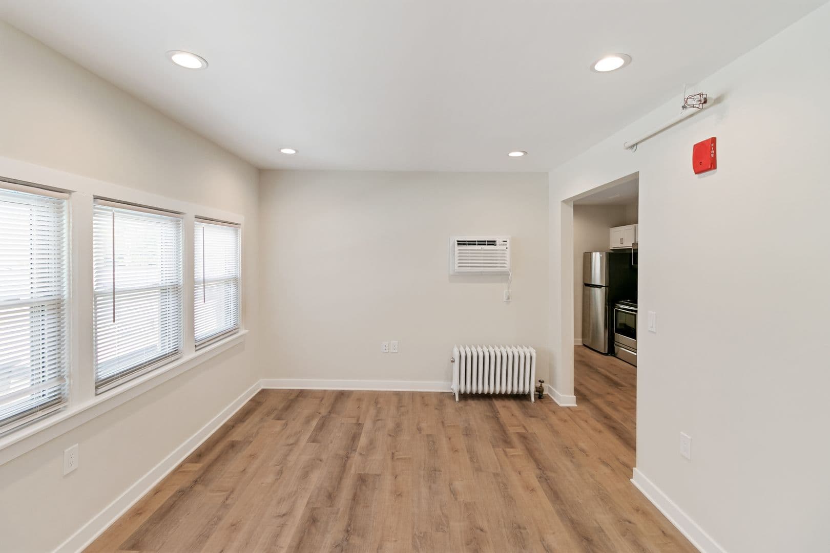 Royal Oak Apartment: 315-333 East Eleven Mile Road