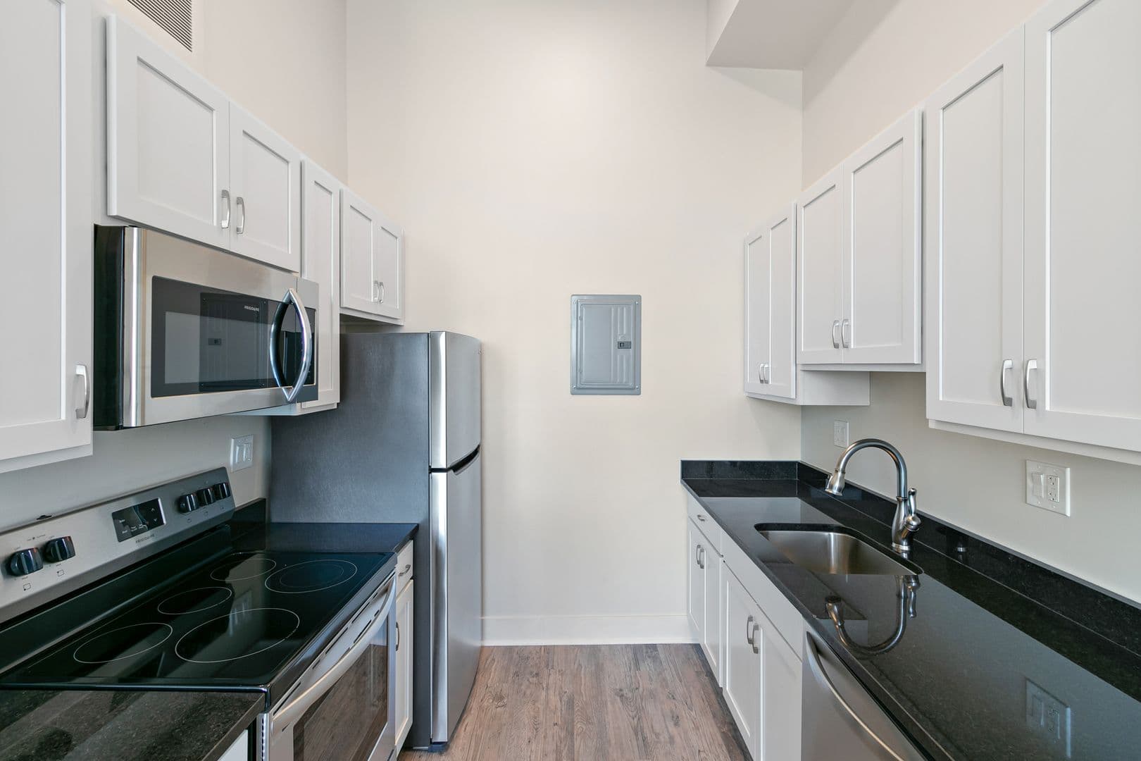 Detroit Apartment: 10 West Adams Avenue