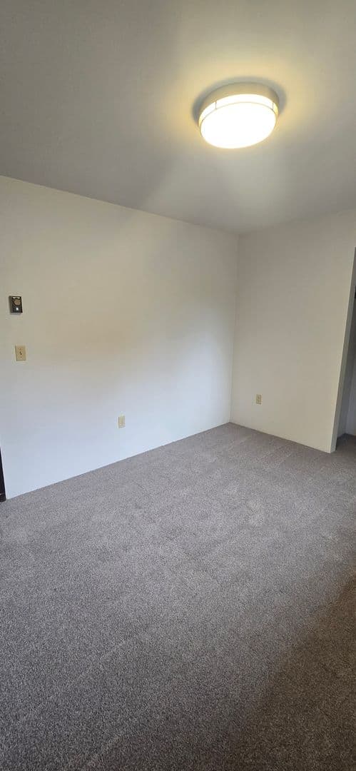 Port Angeles Apartment: Viewcrest Fourplex