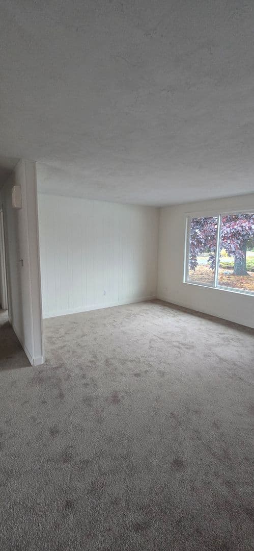 Sequim Apartment: 510 East Spruce St