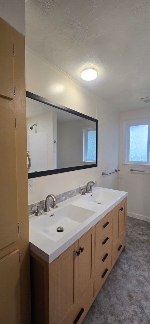 Sequim Apartment: 510 East Spruce St