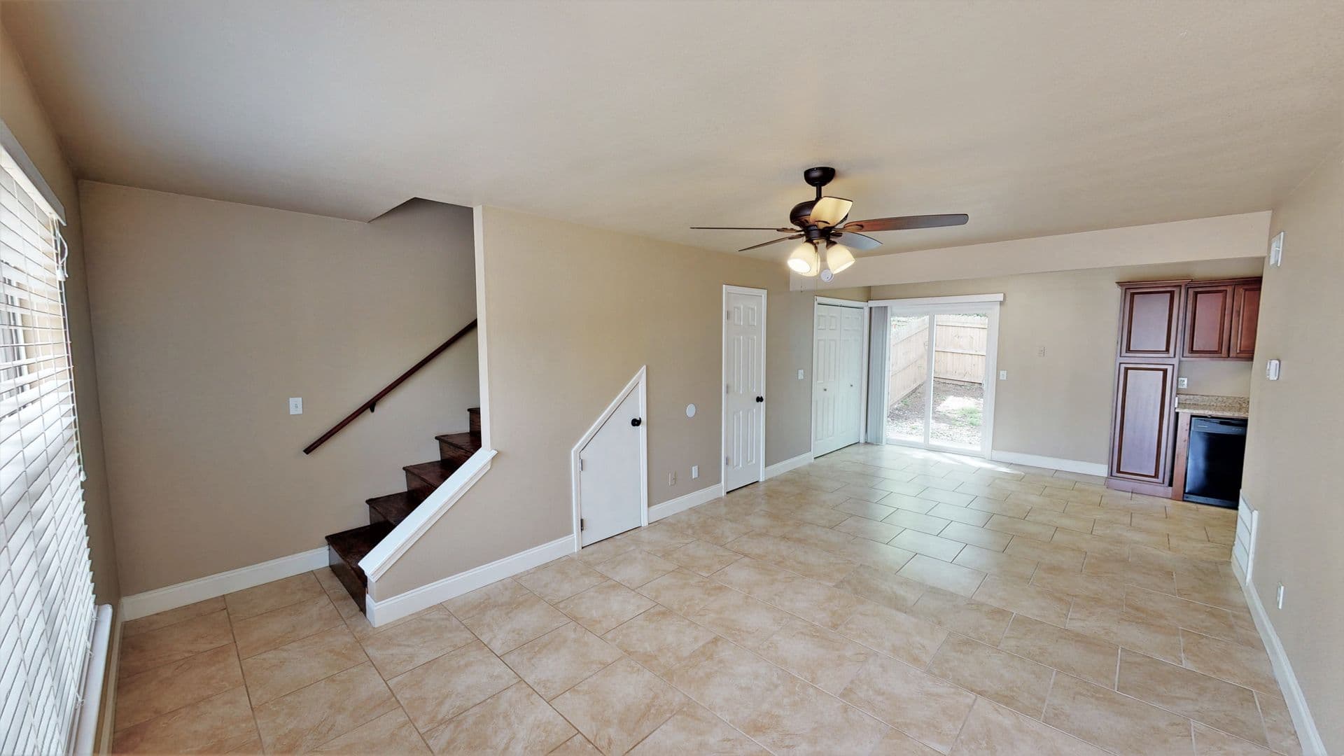 Fayetteville Townhome: 2068 HoneySuckle Lane