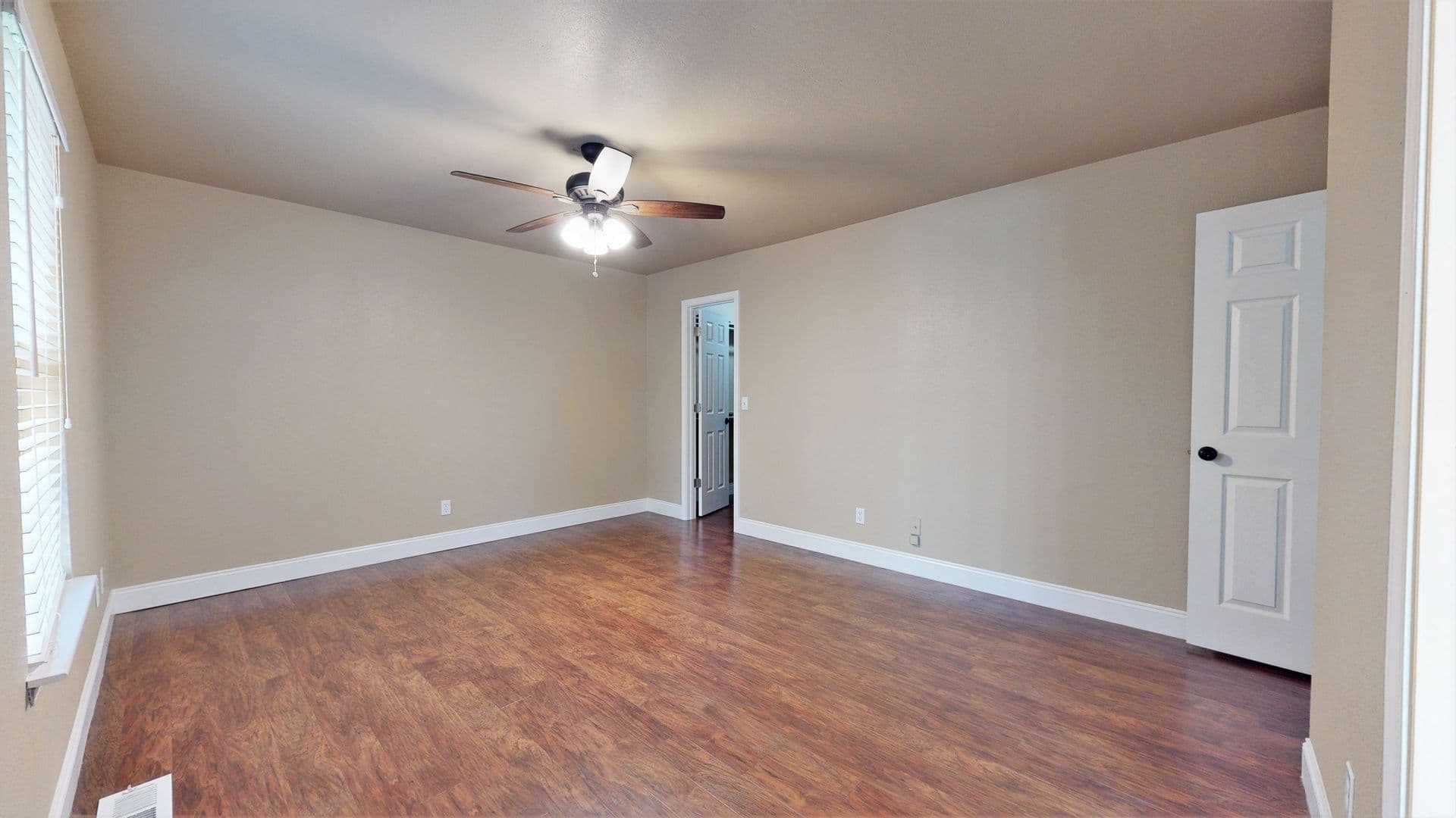 Fayetteville Townhome: 2068 HoneySuckle Lane