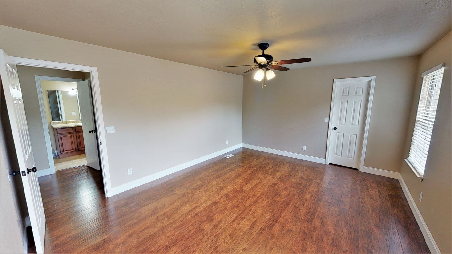 Fayetteville Townhome: 2068 HoneySuckle Lane