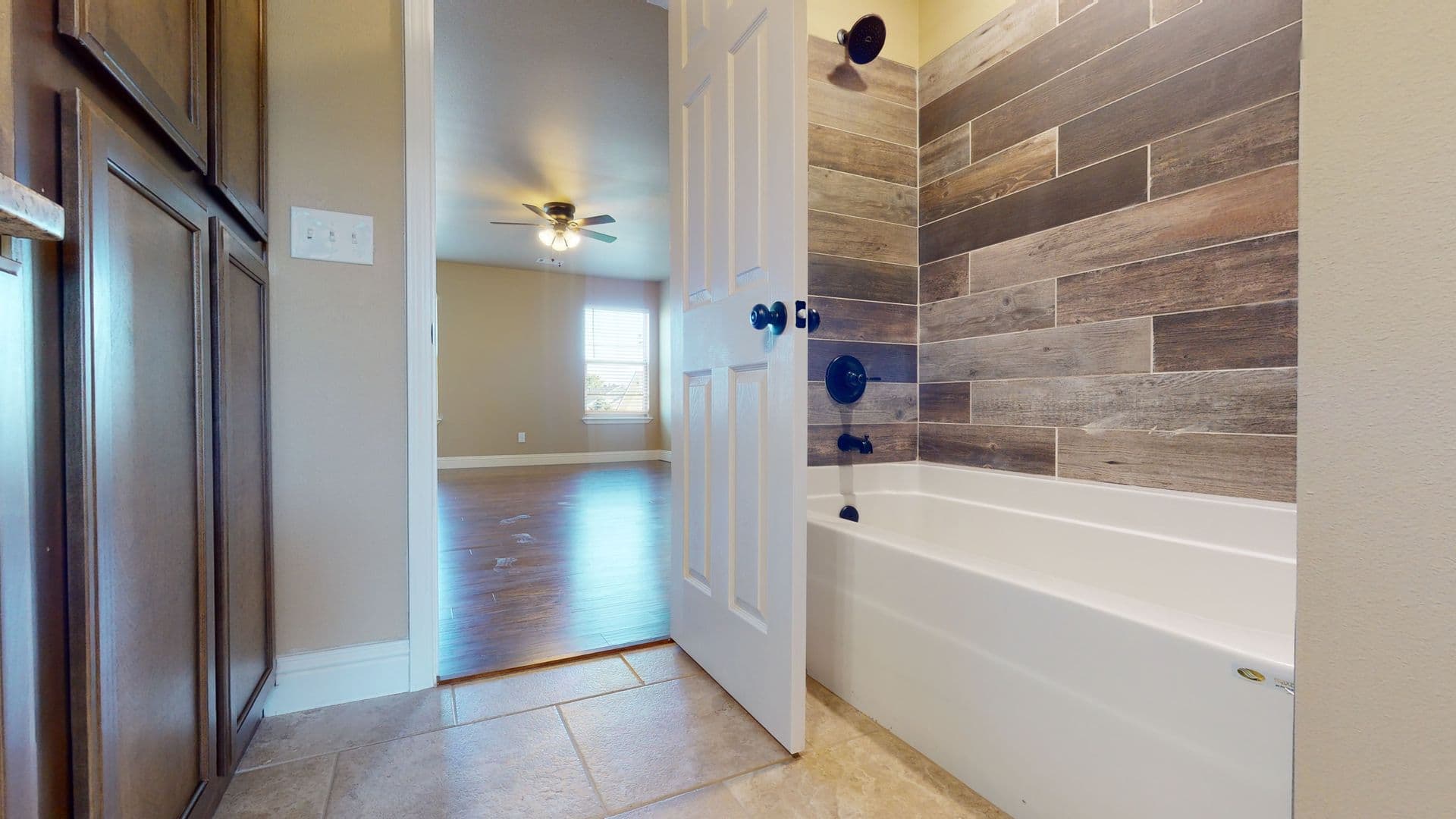 Springdale Apartment: 3801A Windwood Lane