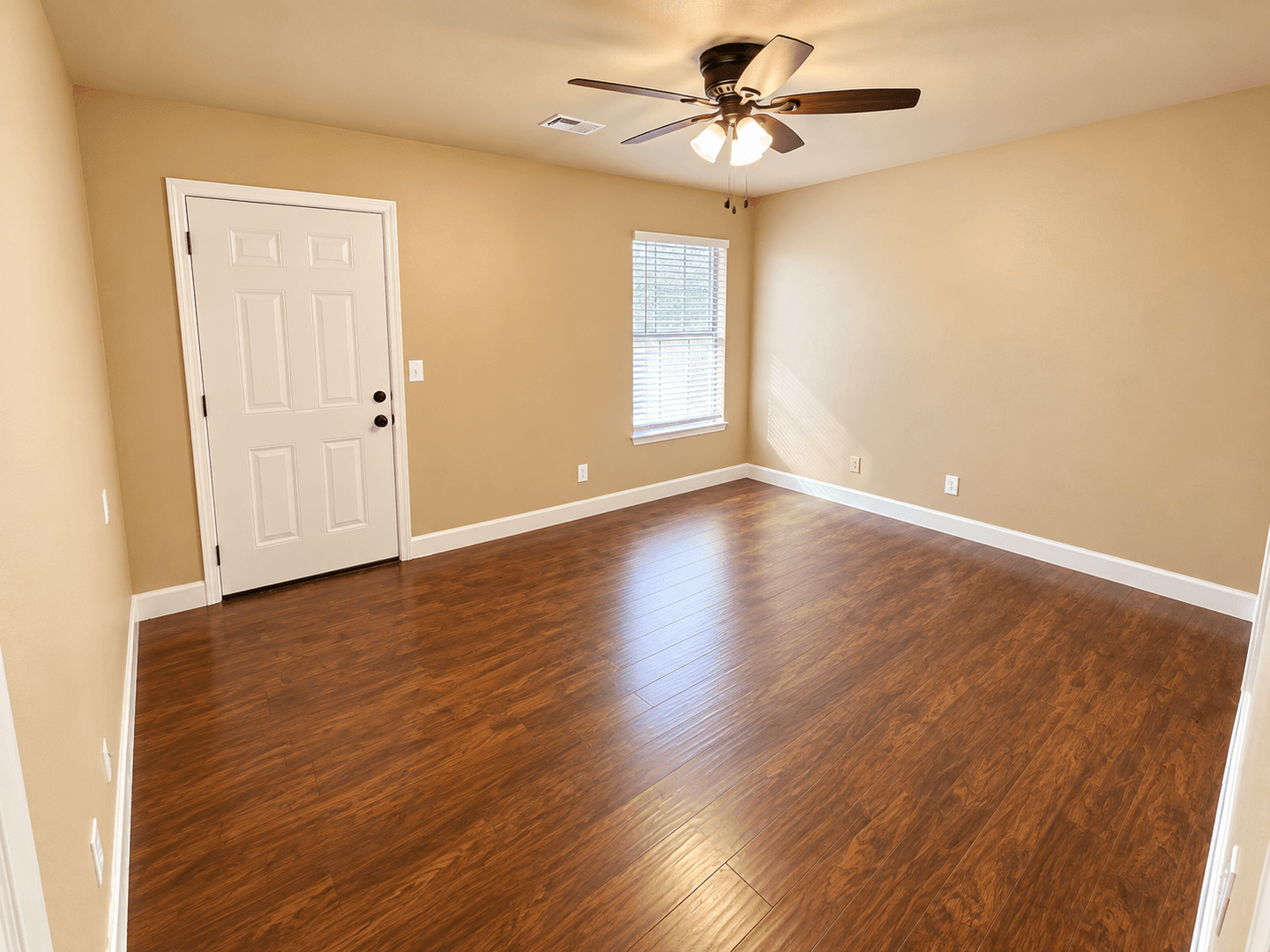 Farmington Townhome: 139 Northaven Street