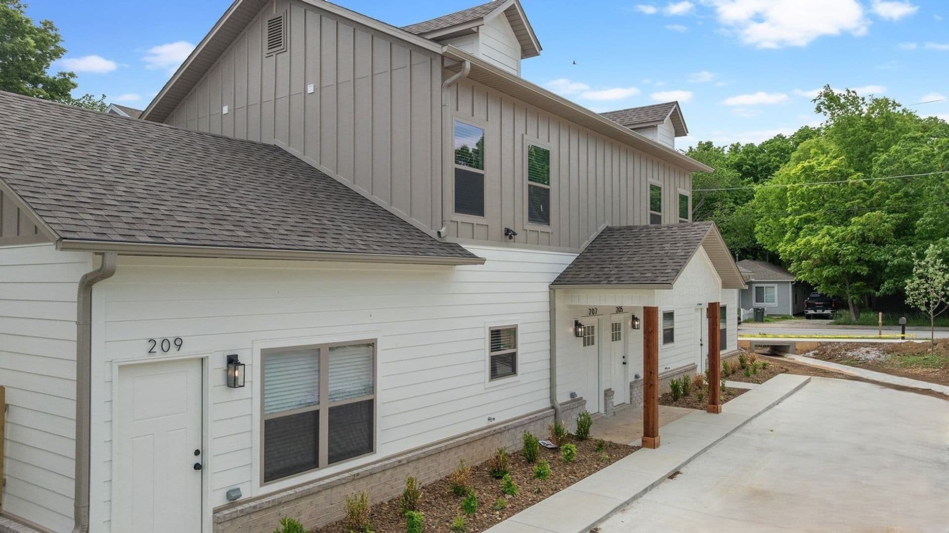 Fayetteville Townhome: 203 12th Street