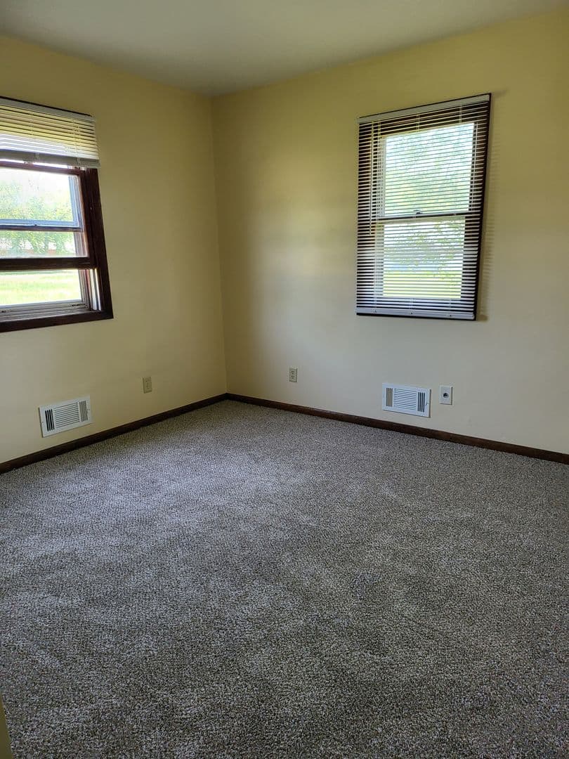 Crete House: 705 East 24th