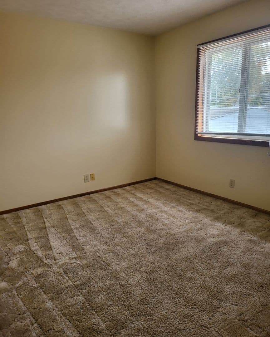 Crete Apartment: 1345 Kingwood