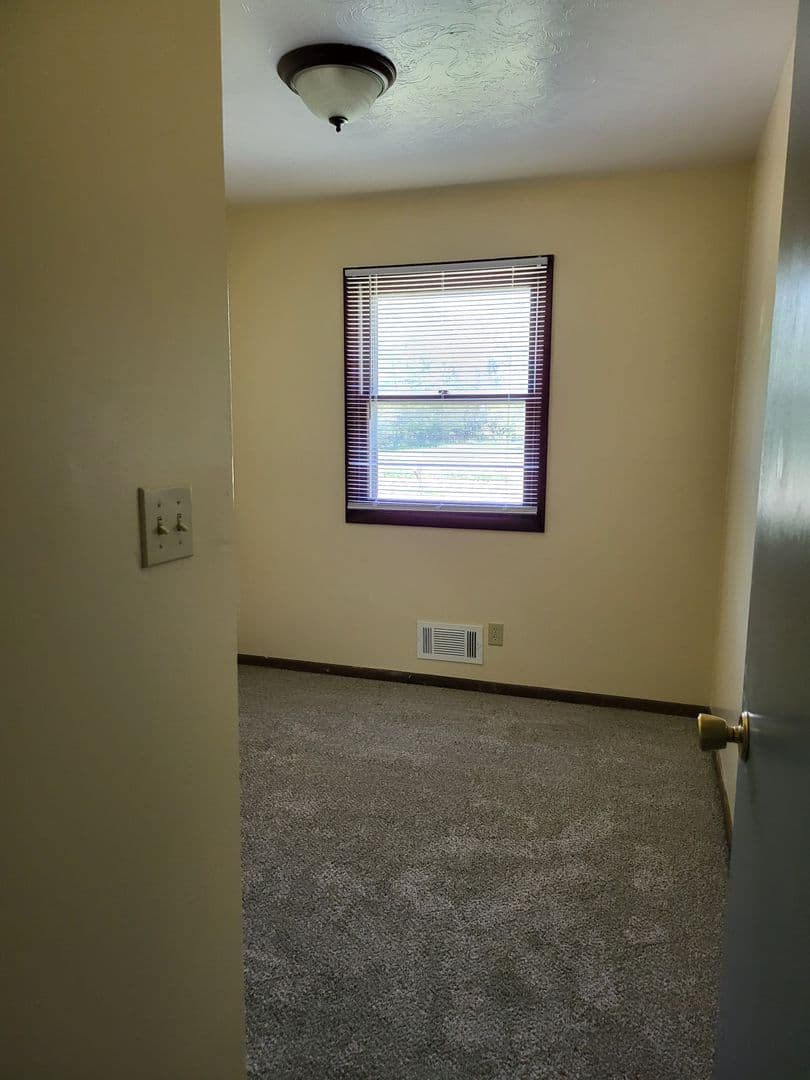 Crete House: 705 East 24th