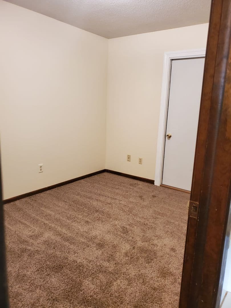 Crete Apartment: 520 Kingwood