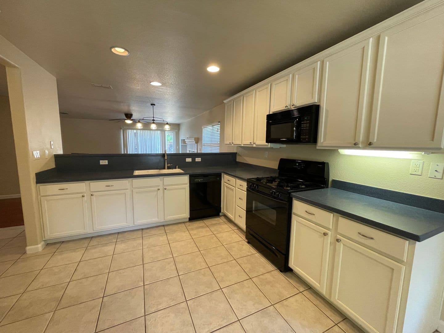 Folsom House: 1862 Dysart Way