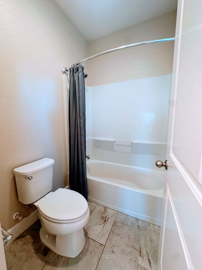 Folsom House: 1391 Quigley Court