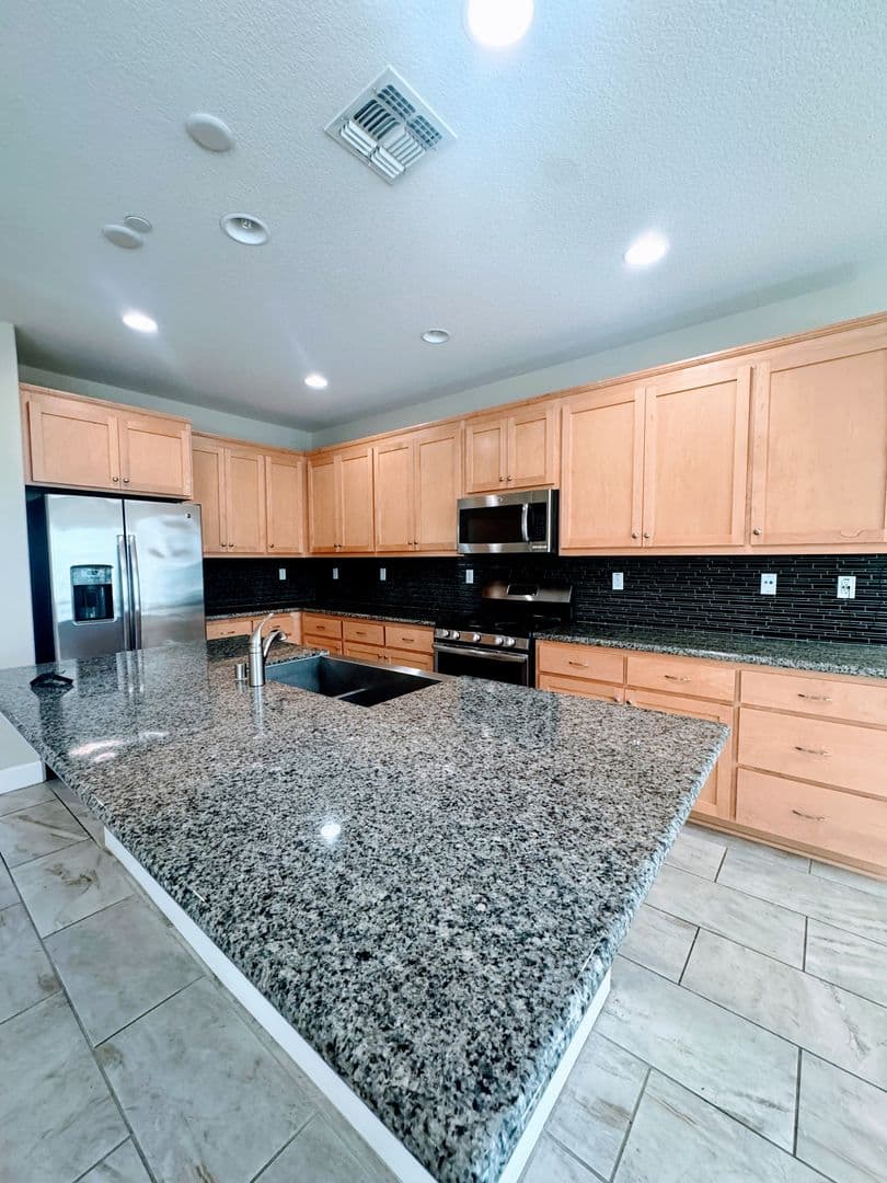 Folsom House: 1391 Quigley Court