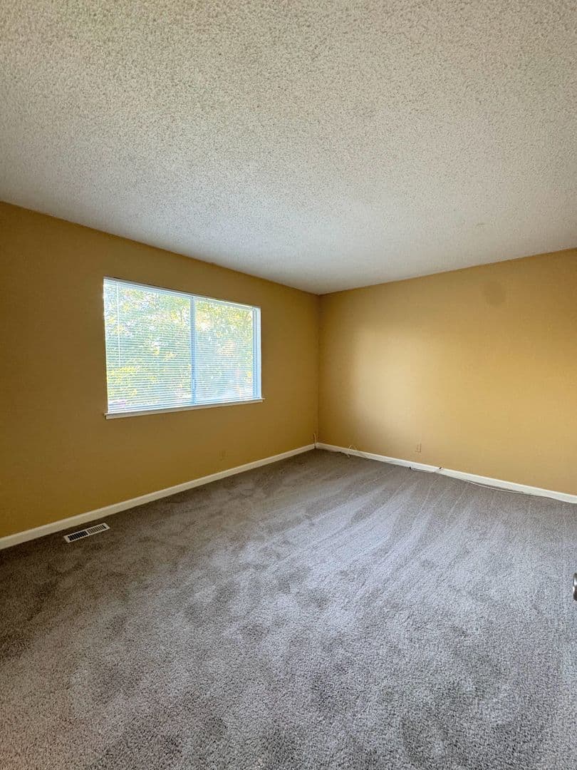 Auburn House: 3703 Park Drive