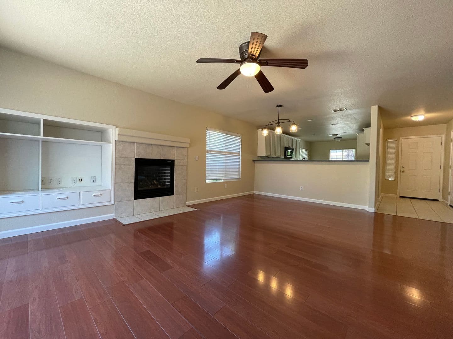 Folsom House: 1862 Dysart Way