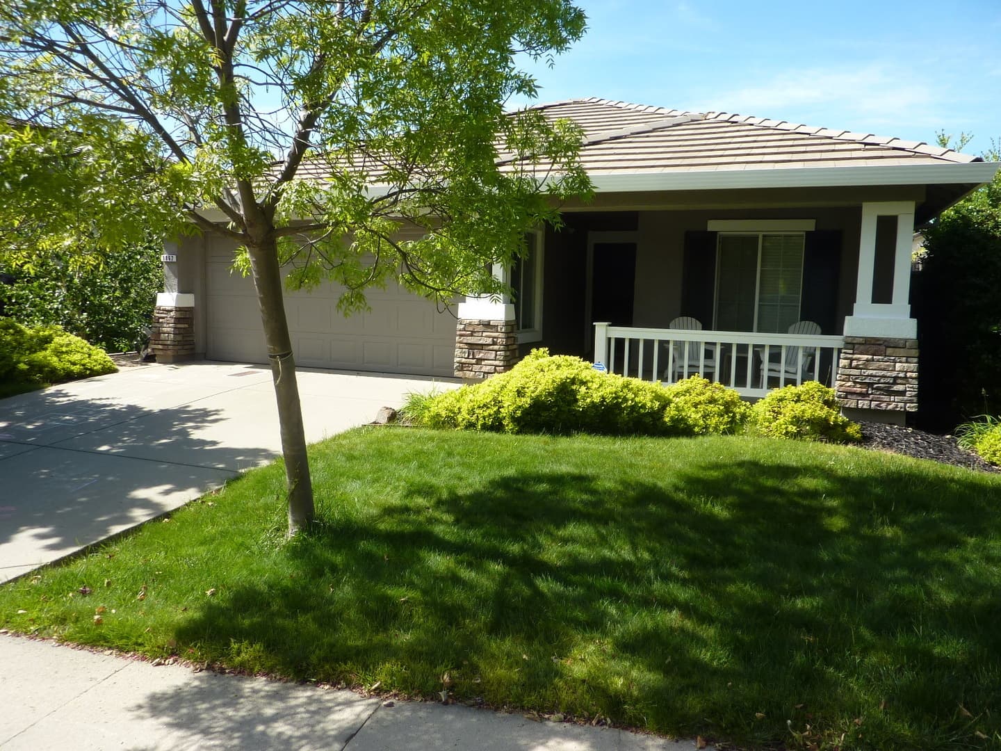 Folsom House: 1862 Dysart Way