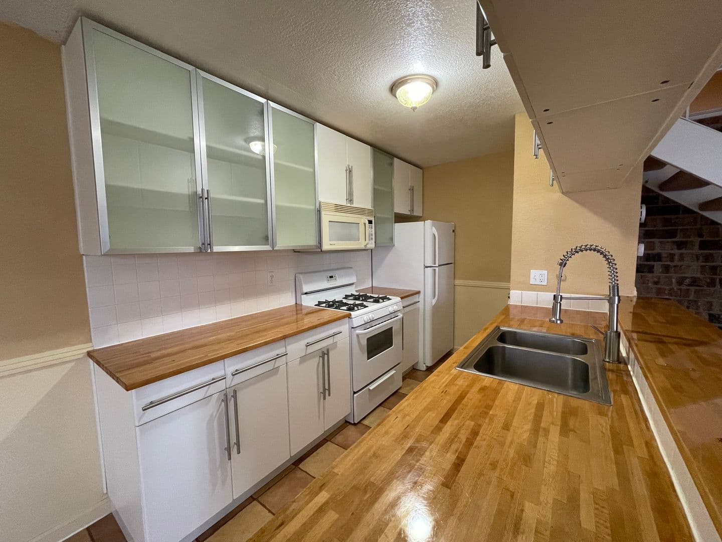 Auburn House: 3703 Park Drive