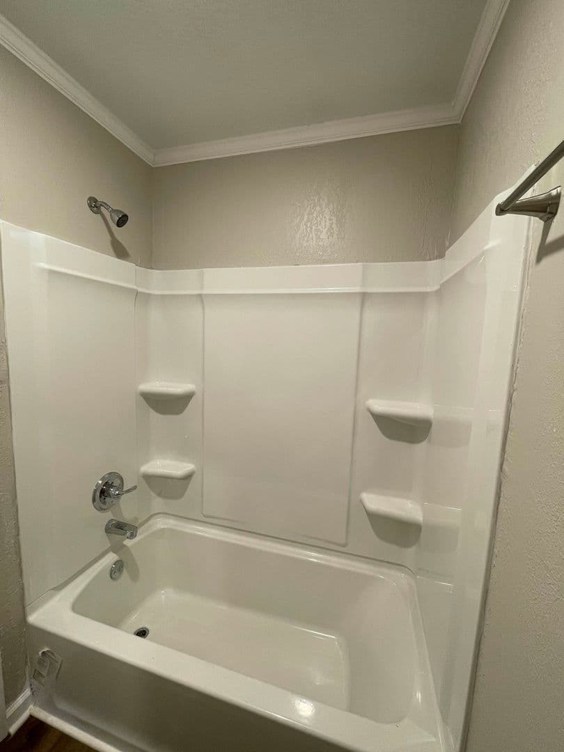 Jonesboro Apartment: 5305 E Nettleton Ave