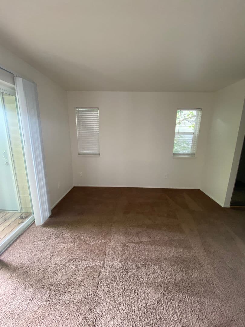 Vancouver Apartment: 4617 NE St. Johns RD.