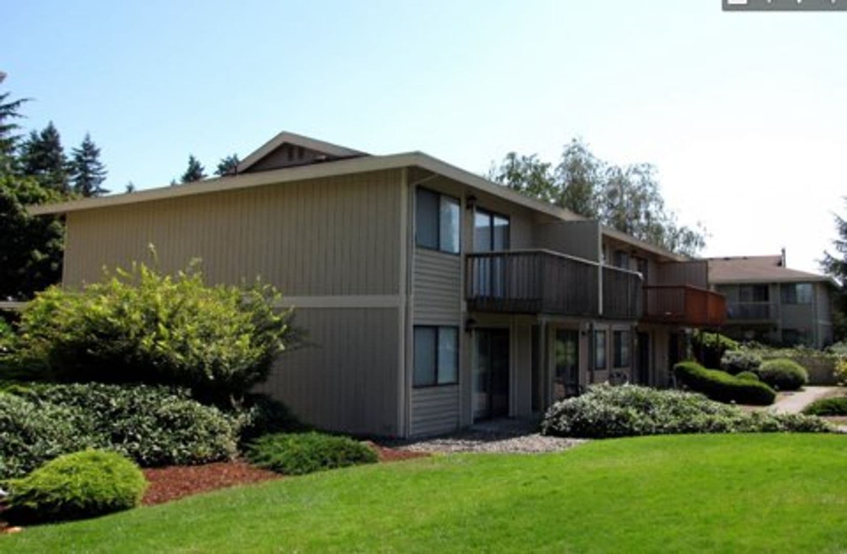 Tacoma Apartment: 1721 S 82nd Street