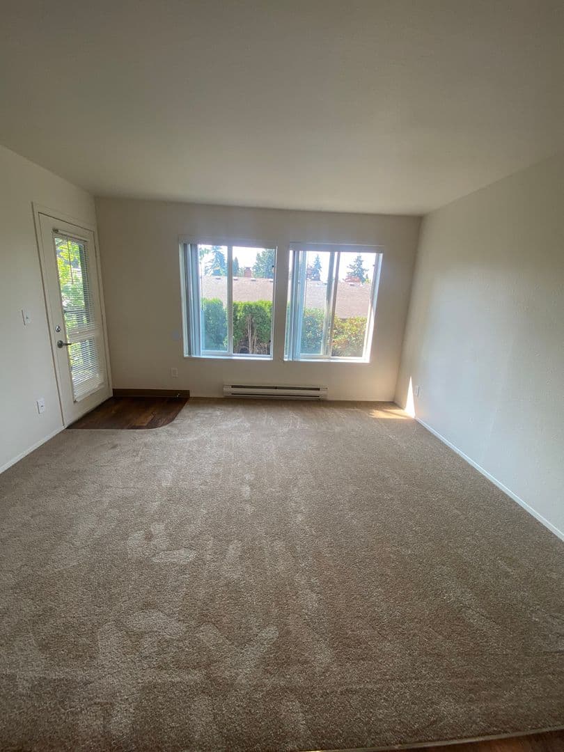 Vancouver Apartment: 4617 NE St. Johns RD.